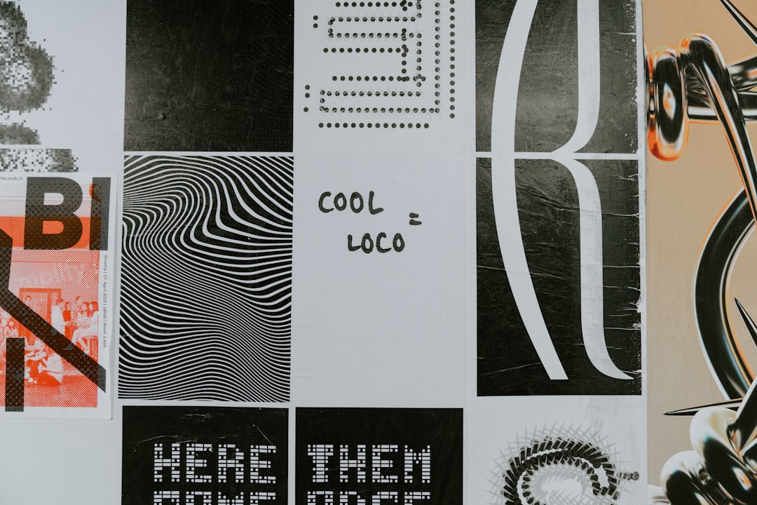Stand Graphics: Hero Sizing, SEG Fabric vs Backlit vs Vinyl, Print Lead Times, File Specs