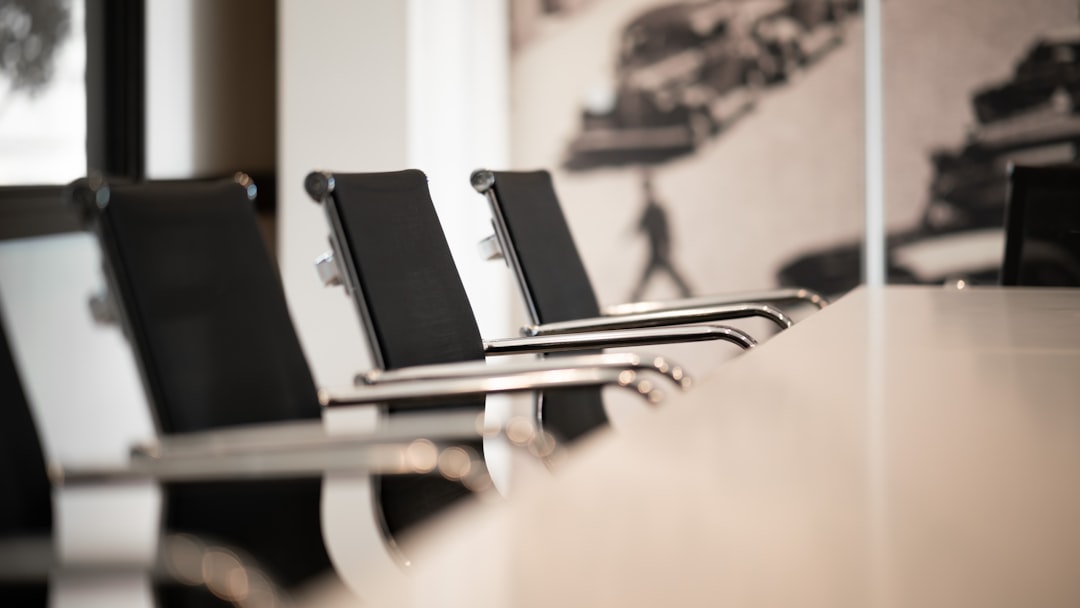 Meeting Room Cost on European Exhibition Stands: Furniture, AV, Catering and Acoustic Design for 2026